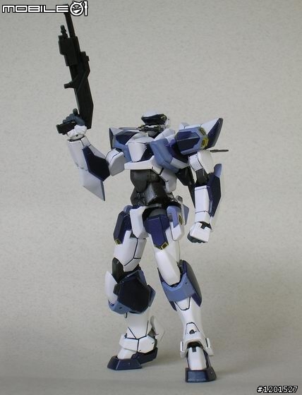 山口式初體驗─Revoltech No.81 ARX-7 Arbalest