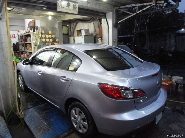 All New Mazda 3 銀紫色 4D 菜單與照片分享