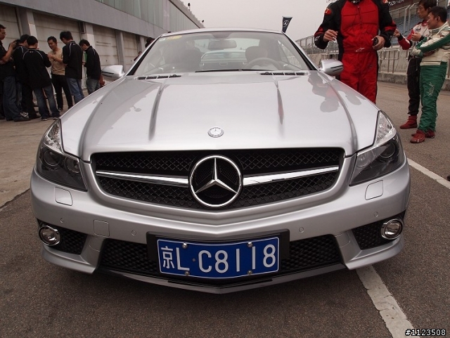 AMG Track Day, ZIC (不好意思!有點多圖!)