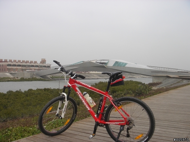新手第一台破萬的登山車10年名駒60-V入手