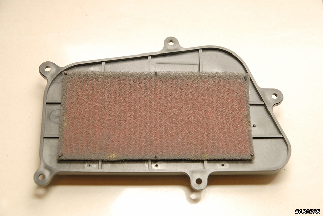 ＊2010/01/05 更新 [DIY] G5 更換空氣濾清器(副廠空濾跟原廠空濾的比較圖)