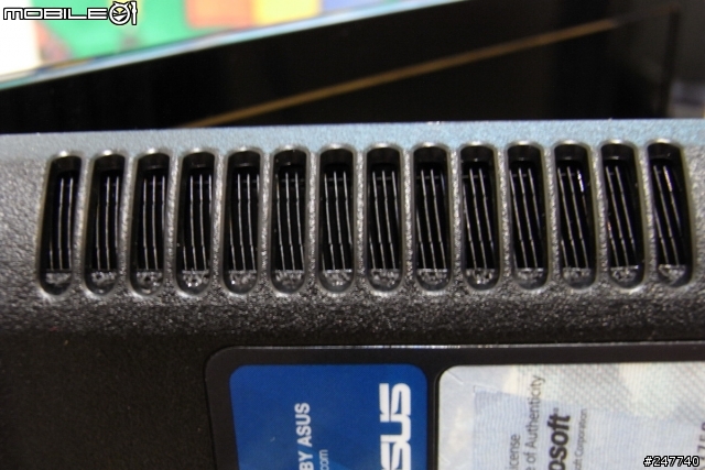 我與ASUS UL30A共同生活的每一天