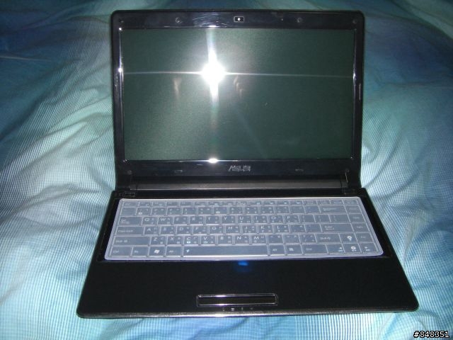 ASUS UL80VT 穿新衣分享-新增DICOTA防震包分享
