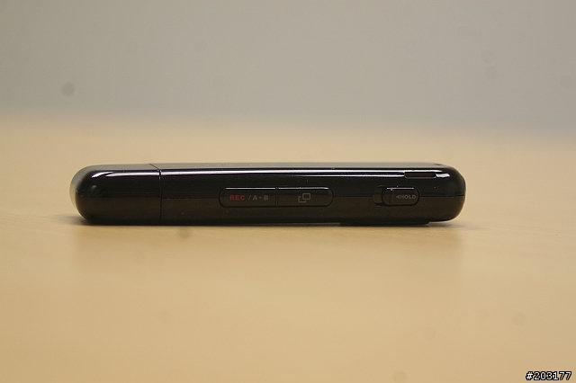 [開箱] 三種錄音源的筆型MP3 ─ 創見Transcend MP330 4GB