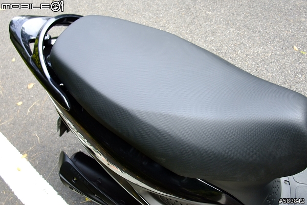 [我的第一次開箱]KYMCO 奔騰 V1 125 FI