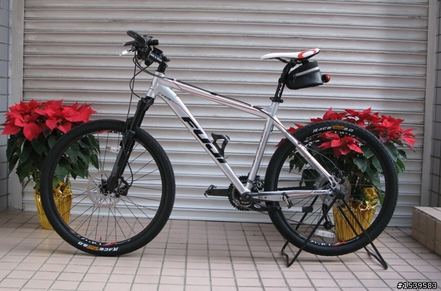 2010 FUJI TAHOE COMP D寒流開箱記--12/29新增加配件的圖片