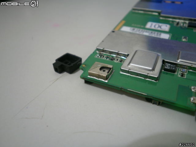 解剖 i350 (感謝get1992補上拆開鐵蓋的新圖)
