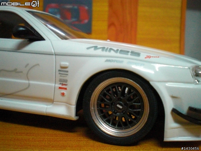 MINE'S NISSAN GTR R-34