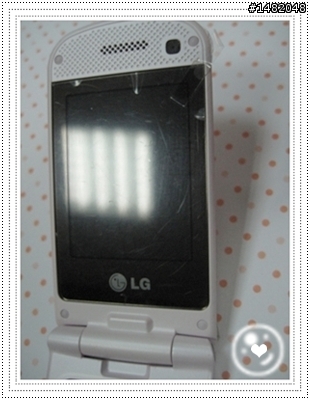 [開箱]超甜蜜，粉嫩嫩LG KV600入手