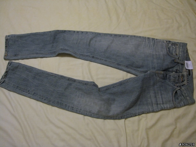 Nudie Jeans Lab 6 新增穿著照