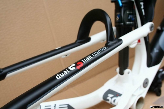 新品介紹(2010年德國CUBE FRITZZ車架-AM/Enduro/FR)