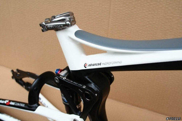 新品介紹(2010年德國CUBE FRITZZ車架-AM/Enduro/FR)