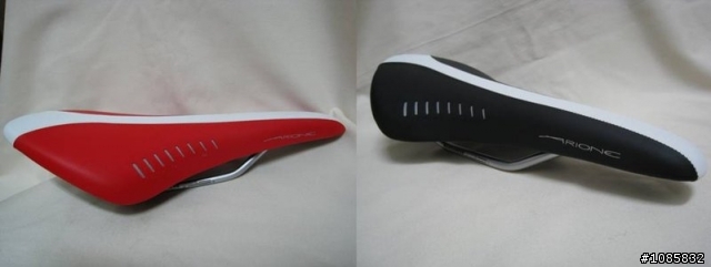 請教Fizik  Arione 坐墊