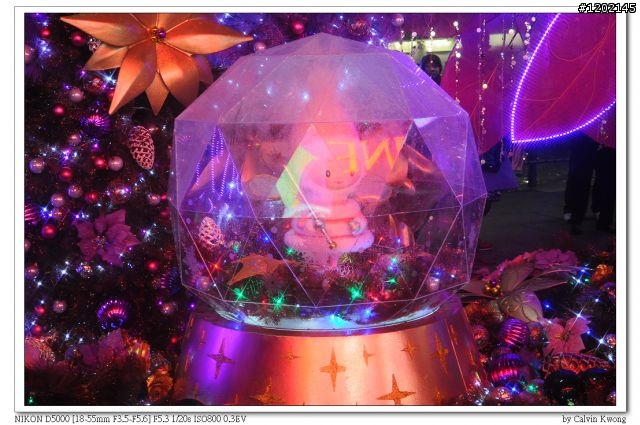 又來建大樓!! 聖誕燈飾XD(同聖誕有關的都放上來吧!!)(加了新相  -  尖沙咀~香港)