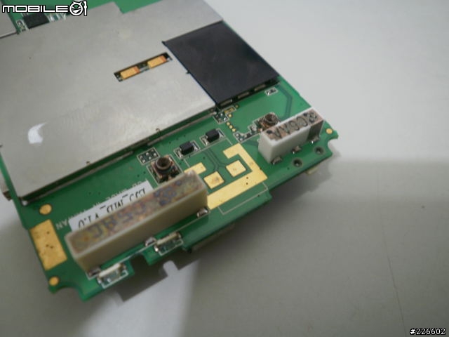 解剖 i350 (感謝get1992補上拆開鐵蓋的新圖)