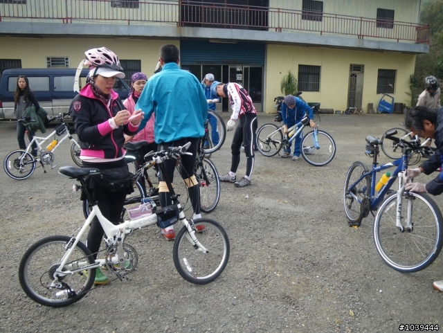 [分享]小折兵團.夢時代車隊36彎聯誼---搖擺篇