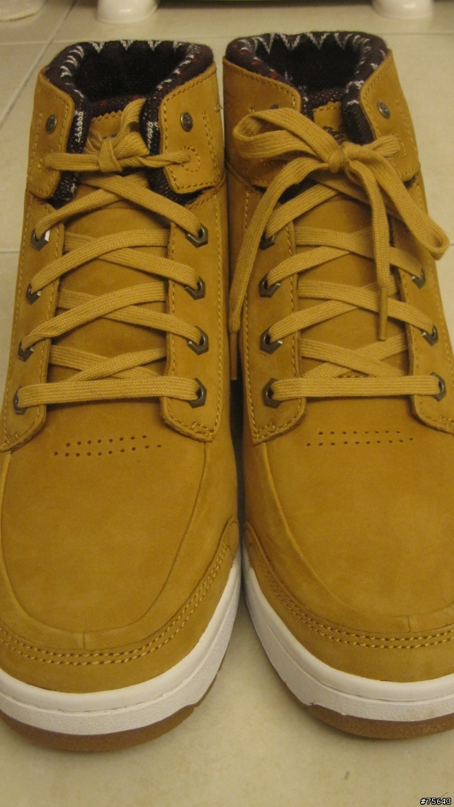 Timberland 黃金色-91580 搭什麼都好看.