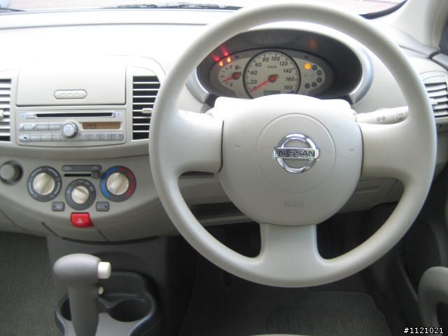 日本的Nissan March