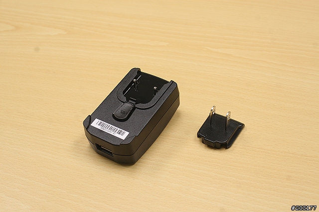 [開箱] 三種錄音源的筆型MP3 ─ 創見Transcend MP330 4GB