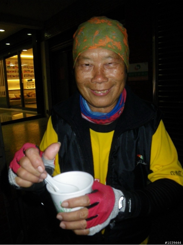 [分享]香腸妹妹單車處女航