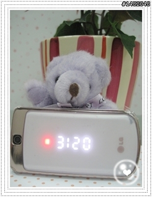 [開箱]超甜蜜，粉嫩嫩LG KV600入手