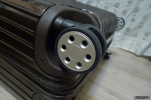 [開箱] RIMOWA PC防彈橡膠 行李箱