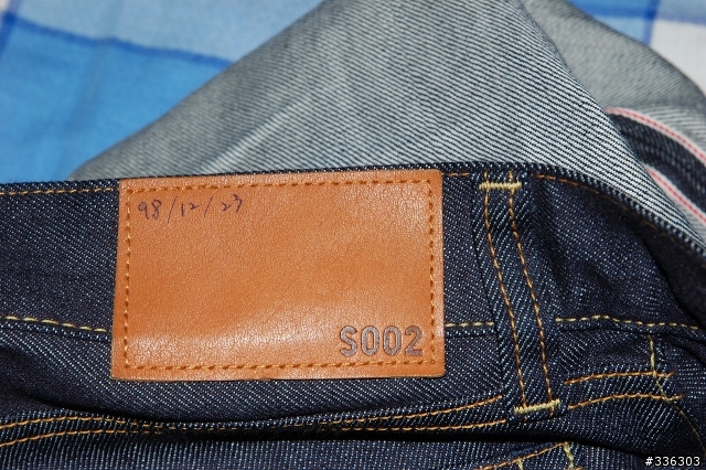[分享] Uniqlo S-002原色赤耳 拉鍊款