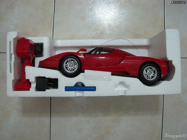 [開箱]1:10 ENZO FERRARI  遙控車  圖多