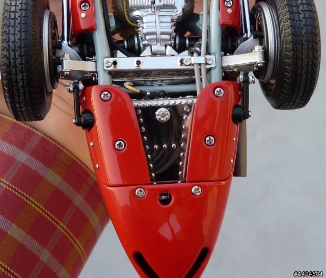 模型車收藏分享[007-CMC-M056, 1/18, Ferrari 500 F2, 1952/53]
