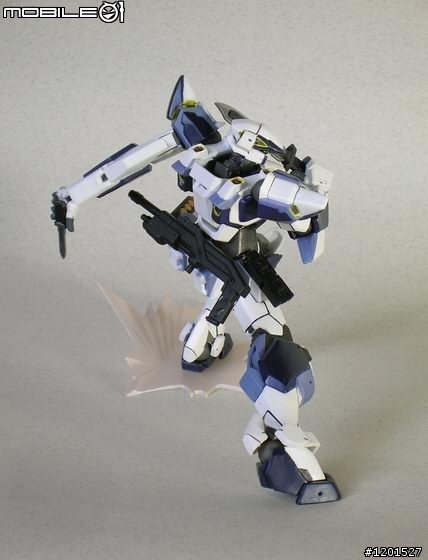 山口式初體驗─Revoltech No.81 ARX-7 Arbalest