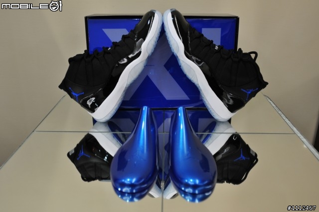[開箱]AIR JORDAN 11 怪物奇兵 (圖多)