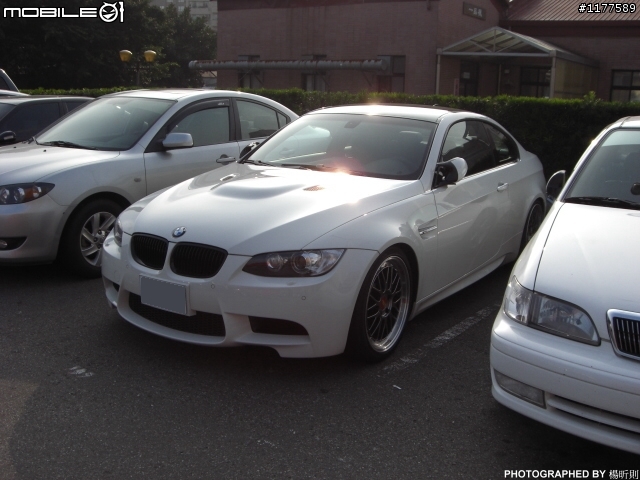 [巧遇] 白色 M3 + BBS 框