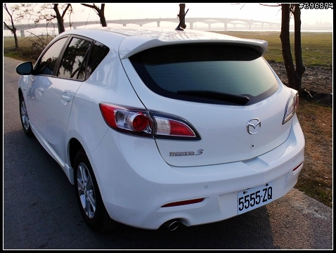 小小New MAZDA3 銀紫色 開箱 (12.30新增照片)