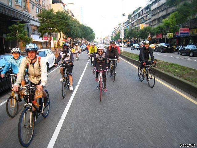 [ 照片 ] 2009 12/05 環大臺北自行車挑戰隊活動...