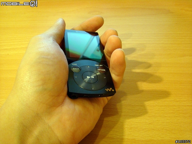 [開箱]SONY NWZ-S744金屬質感奢華再現(圖多)1203已更新