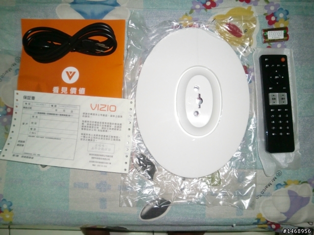 就決定是"你"了VIZIO VX240M-T 不專業開箱