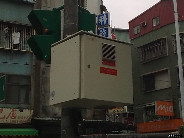 最近北縣電線桿上出現的東西