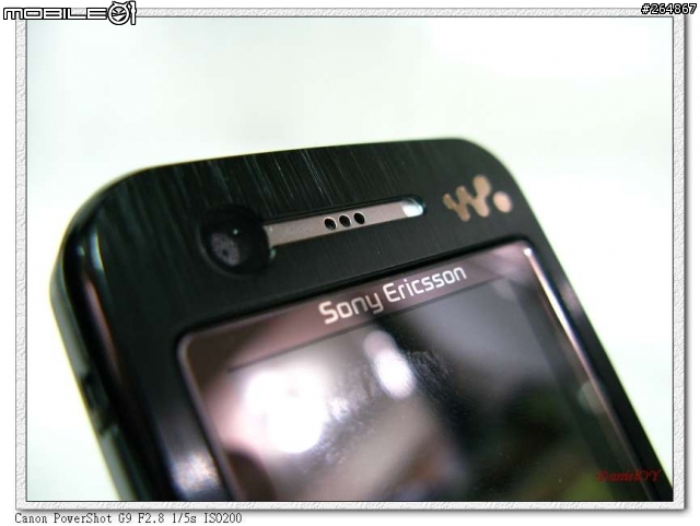 [分享]溫故知新~~Sony Ericsson W890i 黑黑篇！
