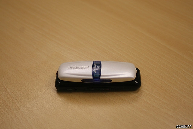 [開箱] 三種錄音源的筆型MP3 ─ 創見Transcend MP330 4GB