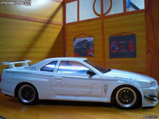 MINE'S NISSAN GTR R-34
