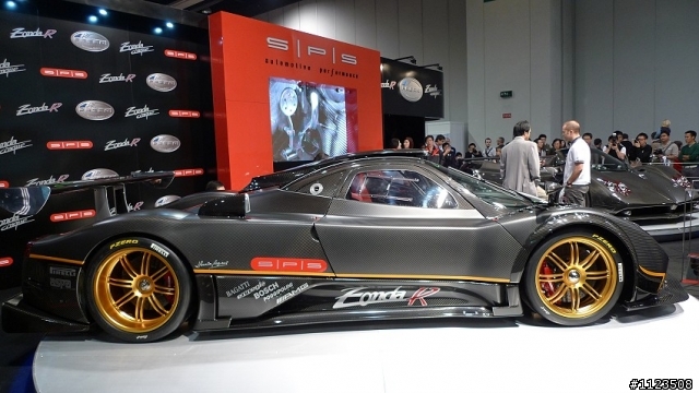 Pagani Zonda R & F Roadster@ Top Gear Show