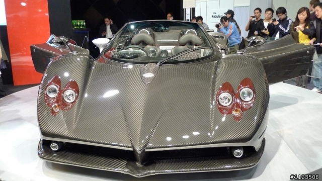Pagani Zonda R & F Roadster@ Top Gear Show