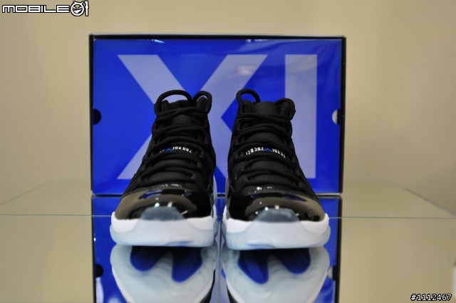 [開箱]AIR JORDAN 11 怪物奇兵 (圖多)