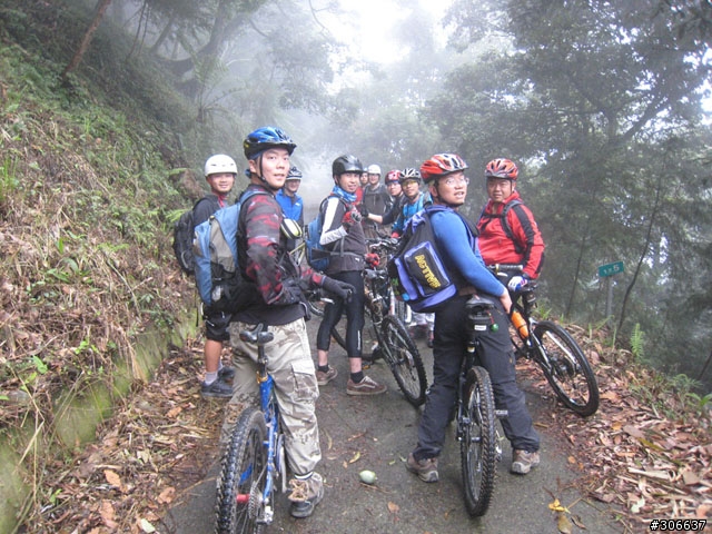 騎車、爬山兩相宜之郡大林道 (新增下坡影片)