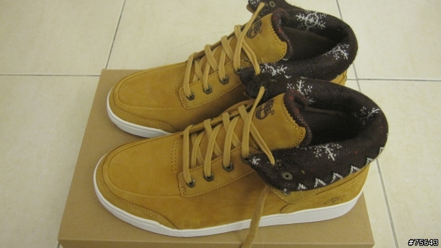 Timberland 黃金色-91580 搭什麼都好看.