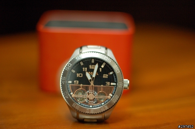 【開箱文】FOSSIL ME1075 就是有個性