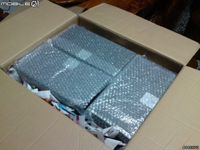 台灣賓士MERCEDES-BENZ C-CLASS  原廠精品 (Auto art 代工)