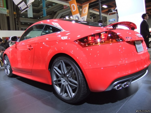 帶F70EXR去看車展