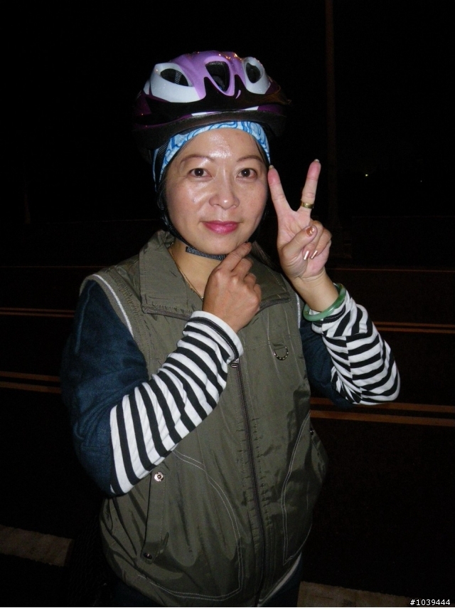 [分享]香腸妹妹單車處女航