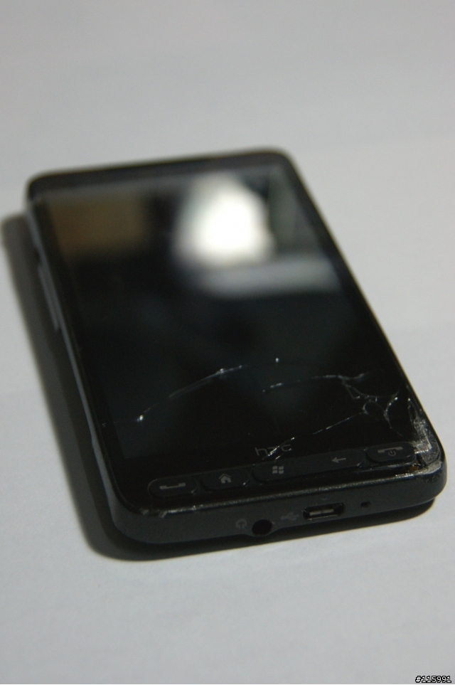 HTC HD2 破裂